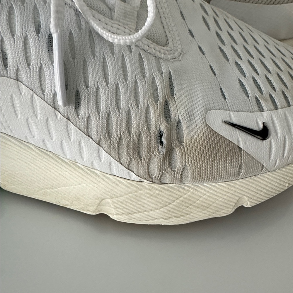 Nike Women's Air Max 270 White Green Sneakers - Picture 5 of 6